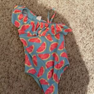Gap girls 3T one piece bathing suit. In great condition.